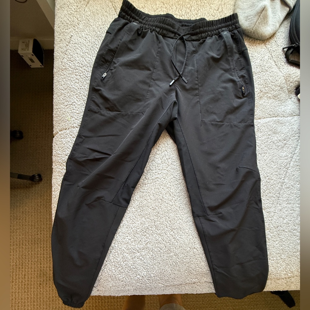 lululemon athletica Men's Black Jogger Sweatpants